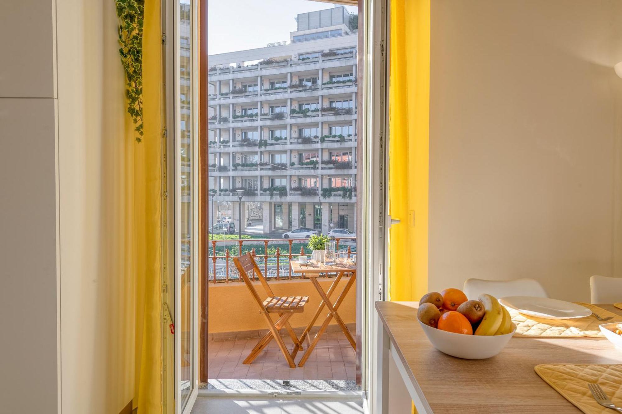Maloja, 10 - Casa Maloja - Ampio Appartamento Milan Exterior photo